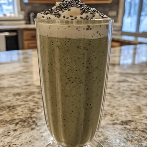 At the heart of the Energizing Green Herbalife Shake is Herbalife Vanilla Protein Powder. This product is more than just a flavor enhancer; it serves as a robust source of protein that plays a crucial role in muscle recovery and weight management. Protein is an essential macronutrient that helps repair tissues, build muscle, and supports a healthy metabolism. For those engaged in regular physical activity, incorporating adequate protein into the diet can enhance recovery times and promote lean muscle mass.