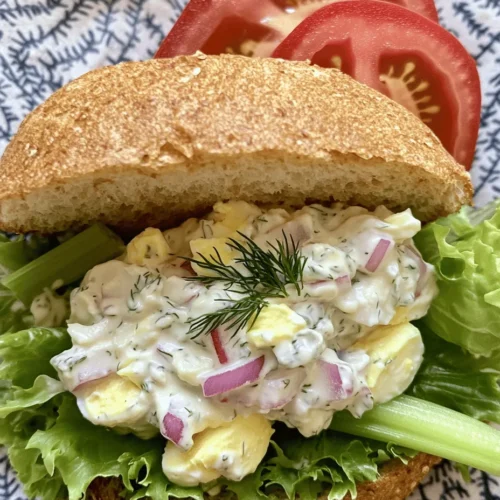 The egg salad sandwich is a classic comfort food that has won the hearts of many for generations. Its creamy, savory filling nestled between two slices of bread makes it a go-to option for lunch, picnics, and casual gatherings. Whether you’re packing a quick meal for work, hosting a weekend brunch, or simply craving a satisfying snack, the egg salad sandwich is both versatile and delightful.